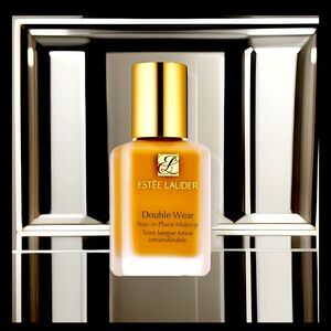 Estée Lauder Double Wear Stay-in-Place Foundation